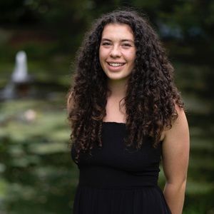 Meet your Posher, Emily